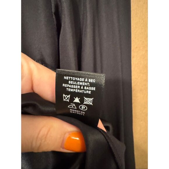 Silk Lafayette 148 Top Subtle Beaded Neck - Picture 10 of 10